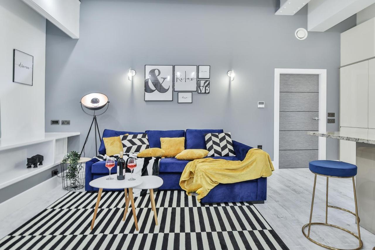 City Dreamz - Modern Apartment Centre Of マンチェスター エクステリア 写真